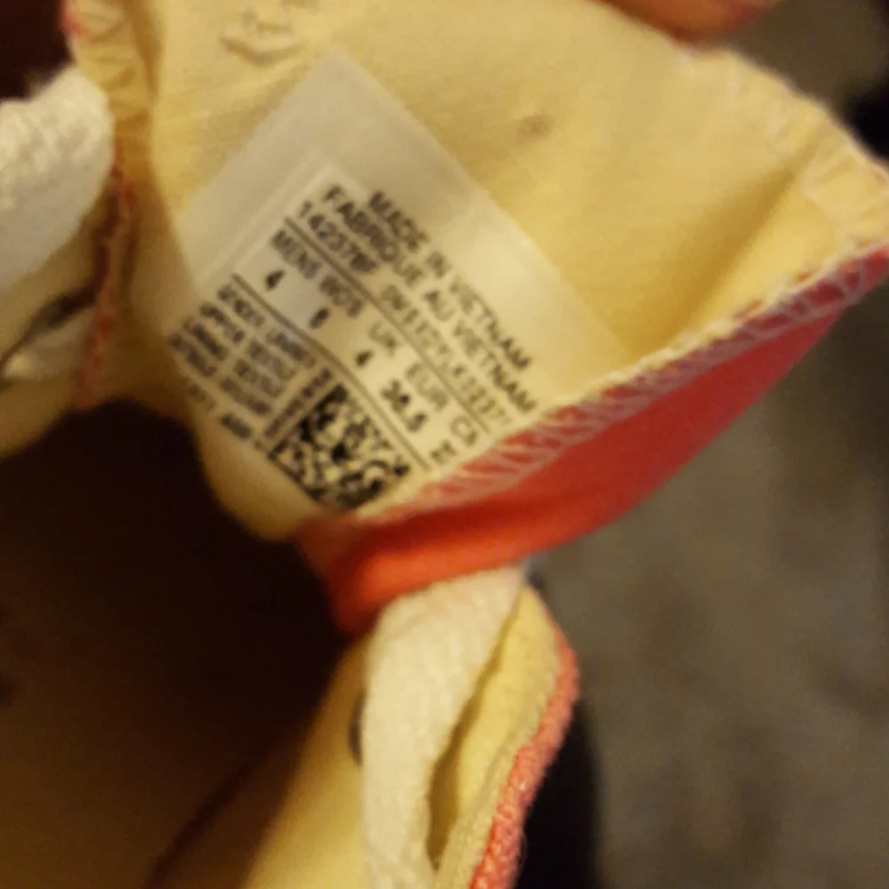Converse All Star Chuck Taylor mismatch NEW pink rose Size 6 Left  5.5 Right NEW - Picture 7 of 8